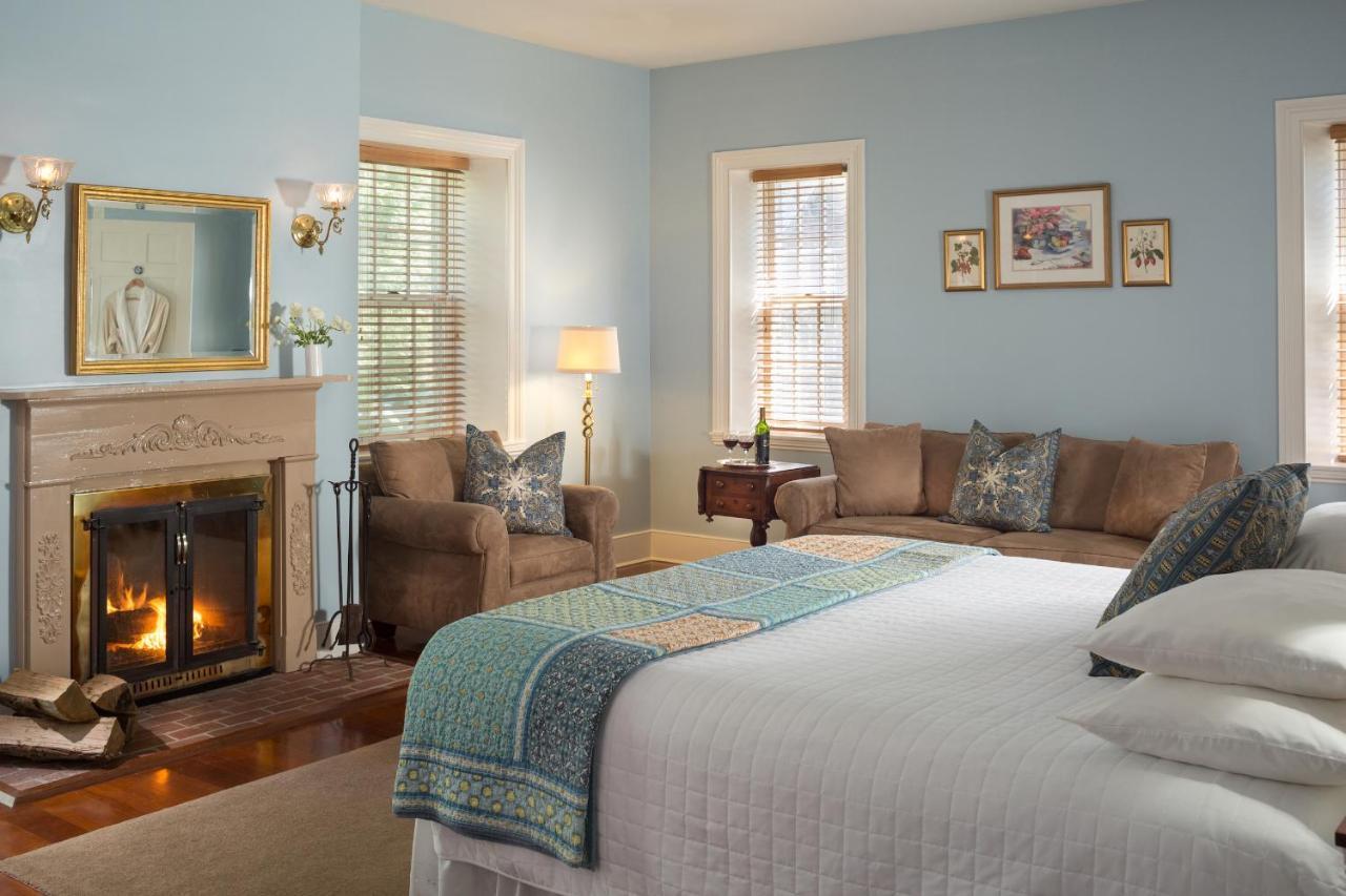 Brampton 1860 Bed & Breakfast Chestertown Bagian luar foto