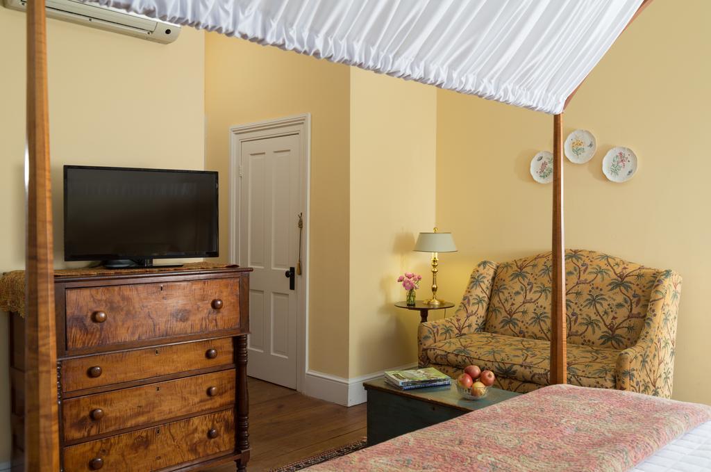Brampton 1860 Bed & Breakfast Chestertown Bagian luar foto